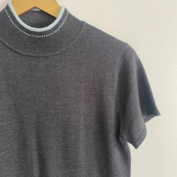 Tahari Wool Blend Short Sleeve Sweater Top - Picture 4 of 8